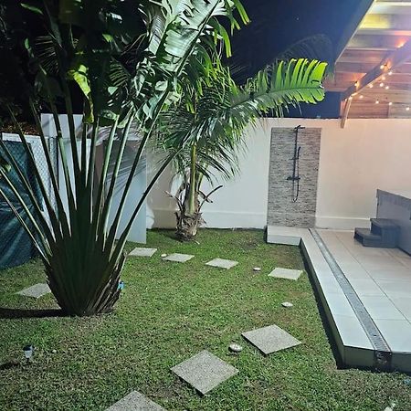 Sweet Colibri Apartment Saint-Pierre Bagian luar foto