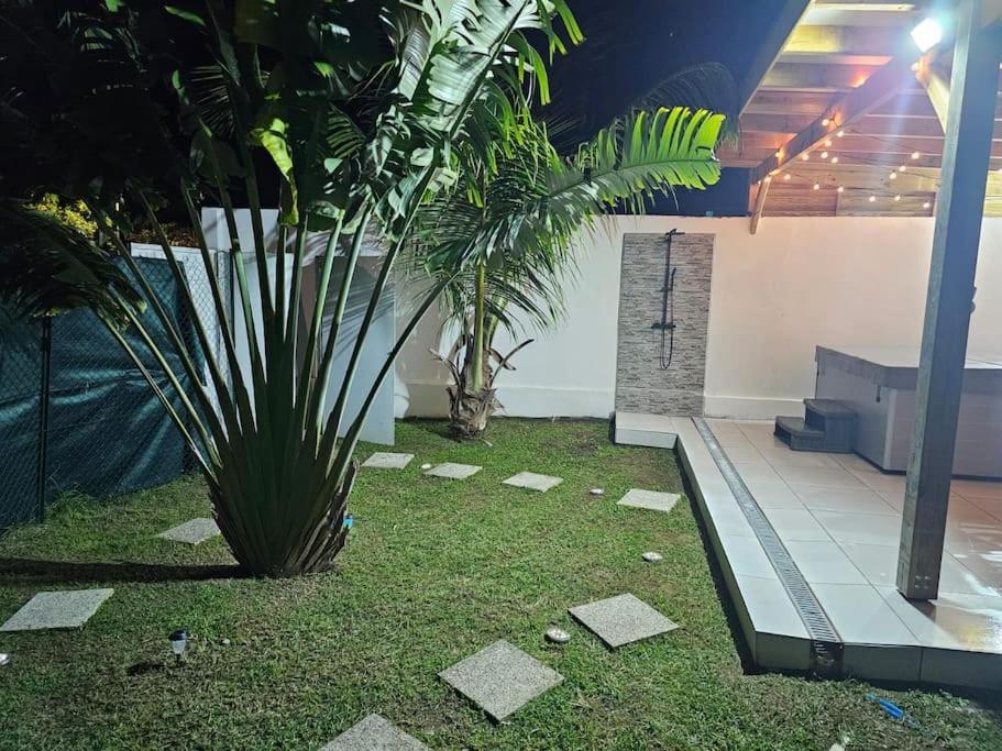 Sweet Colibri Apartment Saint-Pierre Bagian luar foto